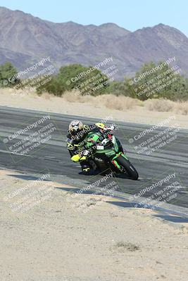 media/Dec-04-2025-Racers Edge (Thu) [[5ebc9f124d]]/3-B Group/7-Session 4 (Turn 10 Inside)/